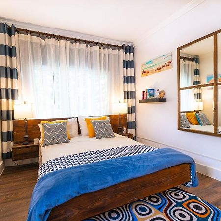 Lemon Cottage - At Orange Hill Нассау Экстерьер фото