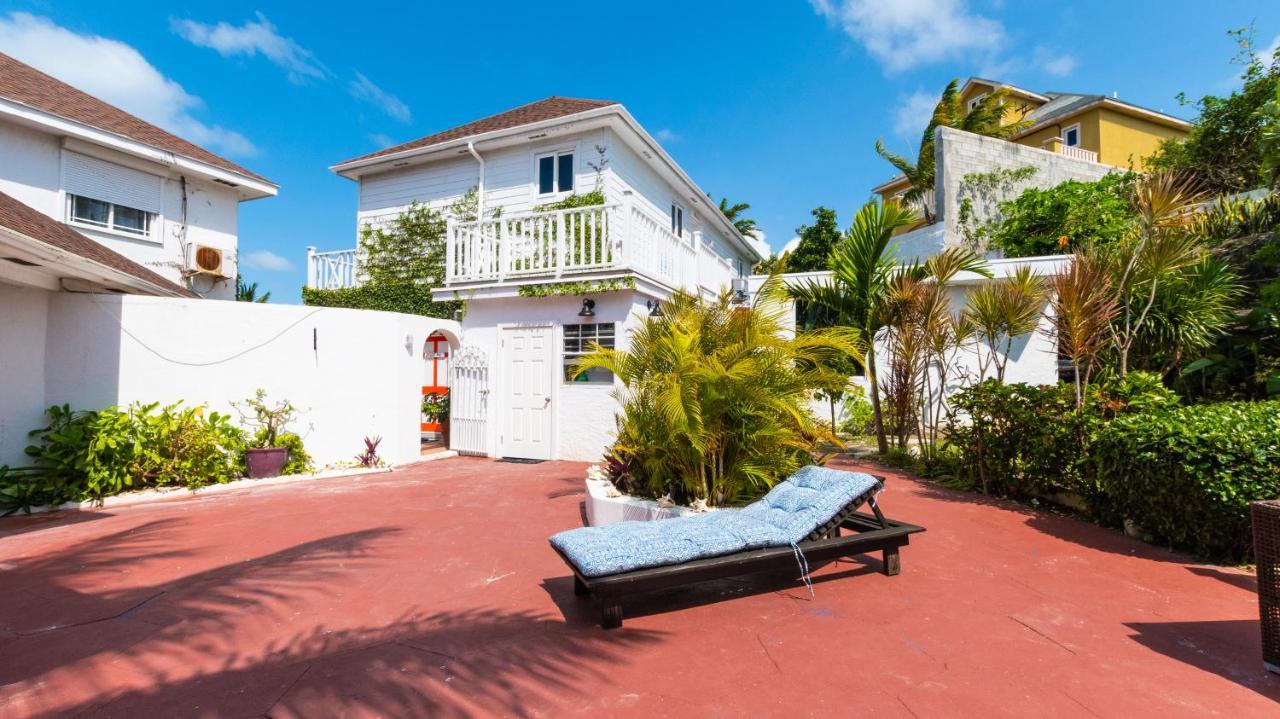 Lemon Cottage - At Orange Hill Нассау Экстерьер фото