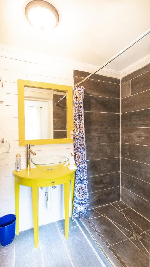 Lemon Cottage - At Orange Hill Нассау Экстерьер фото